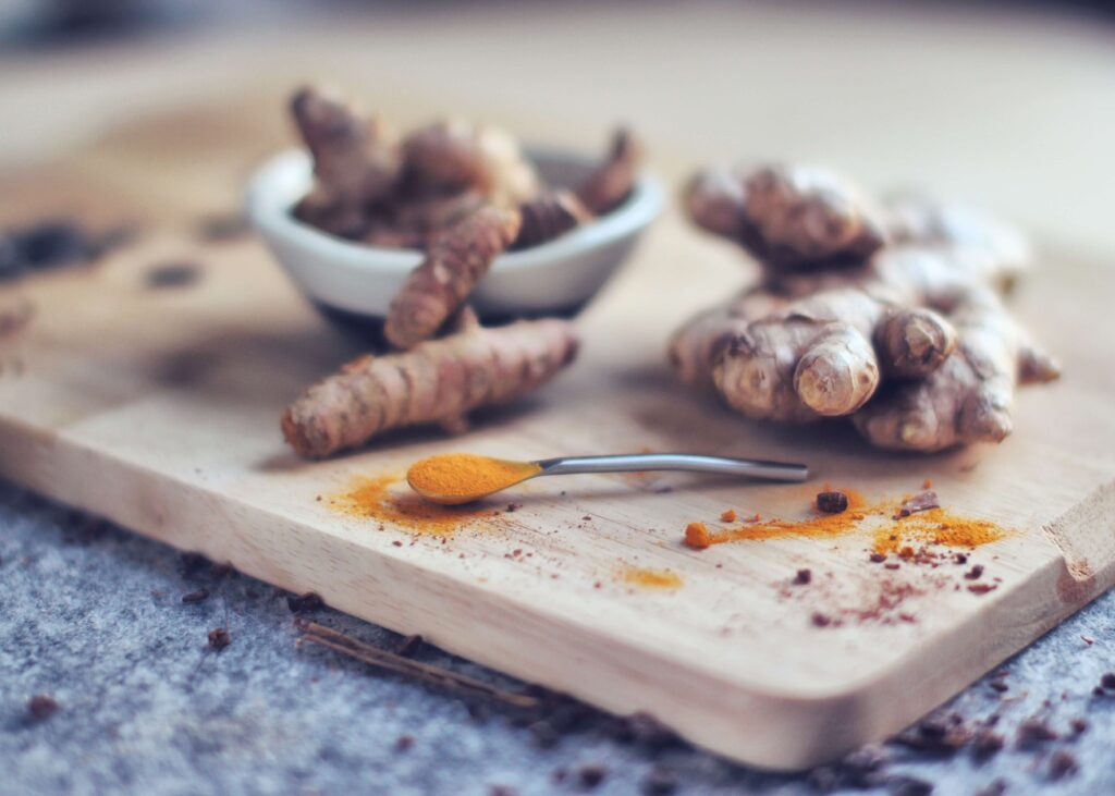 curcuma-turmeric-pulbere