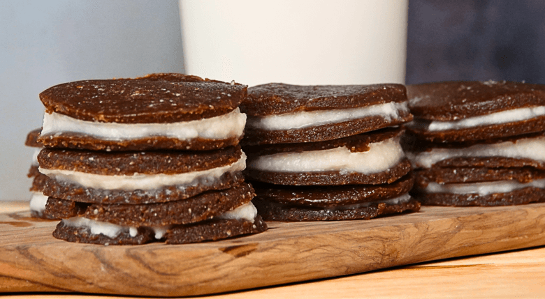 Biscuiți Oreo raw vegani 